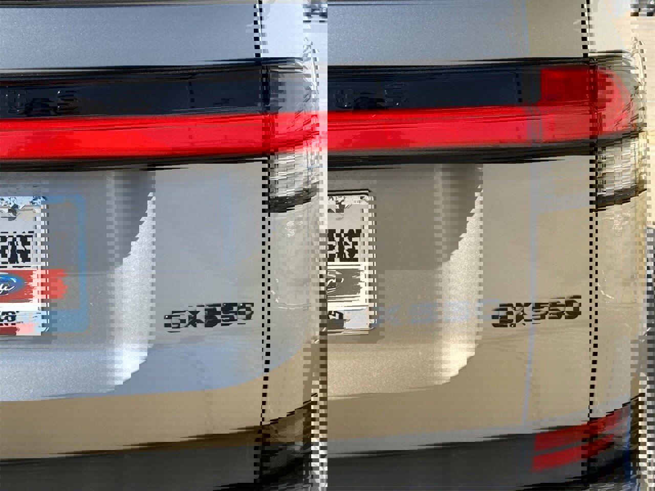 Used 2026 Lexus GX 550 image 8