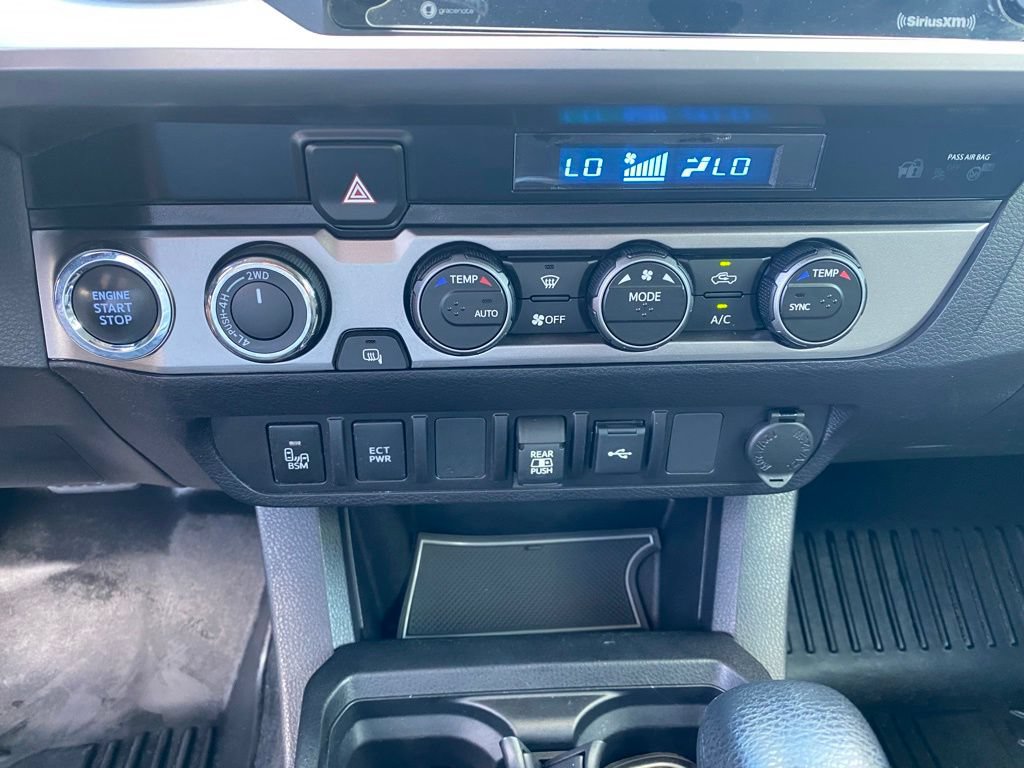 Used 2023 Toyota Tacoma SR5 w/ Technology Package AWD/4WD image 18