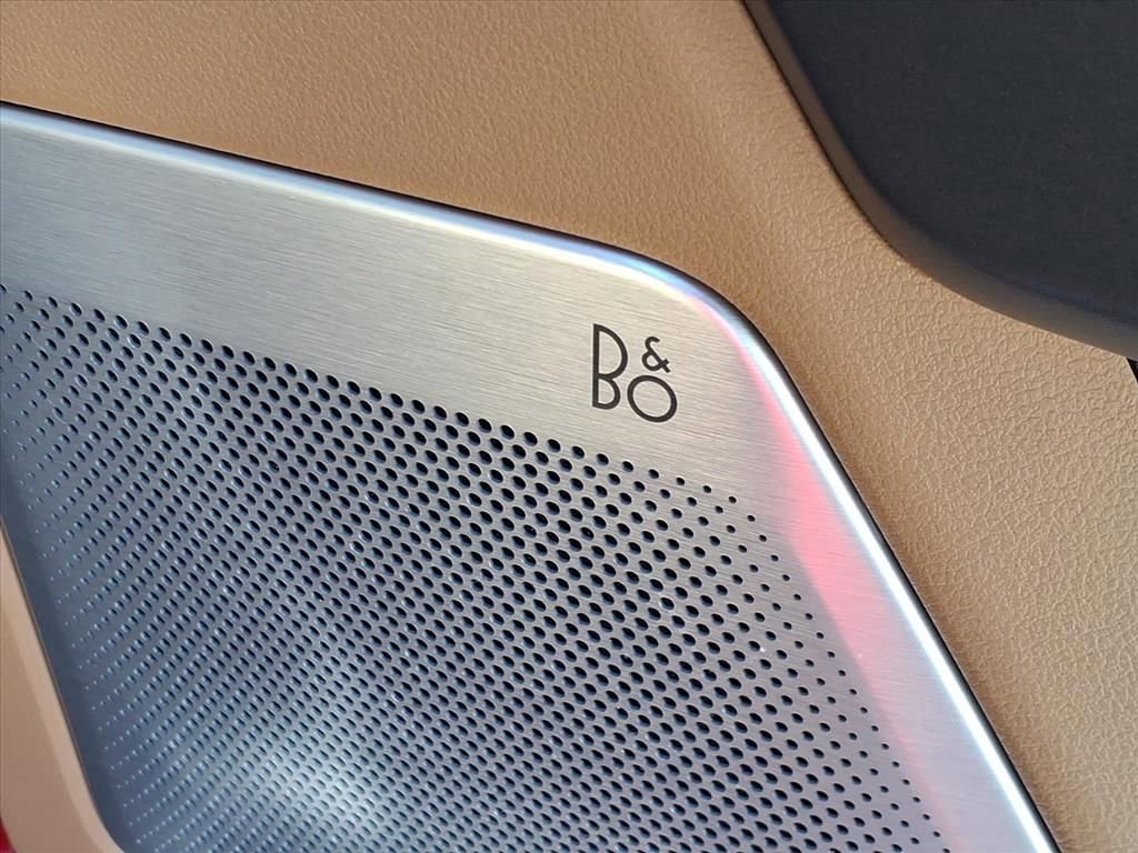 Certified 2021 Ford F150 Lariat w/ Equipment Group 502A High image 12