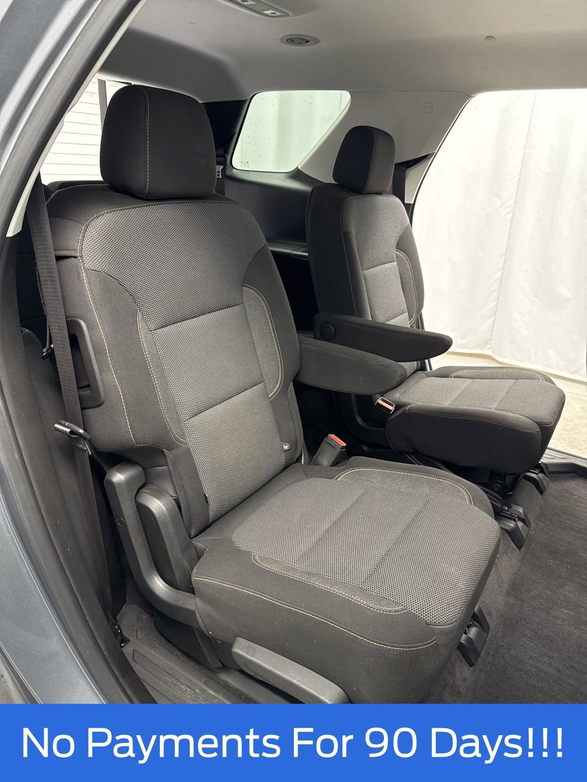 Used 2020 Chevrolet Traverse LT image 30