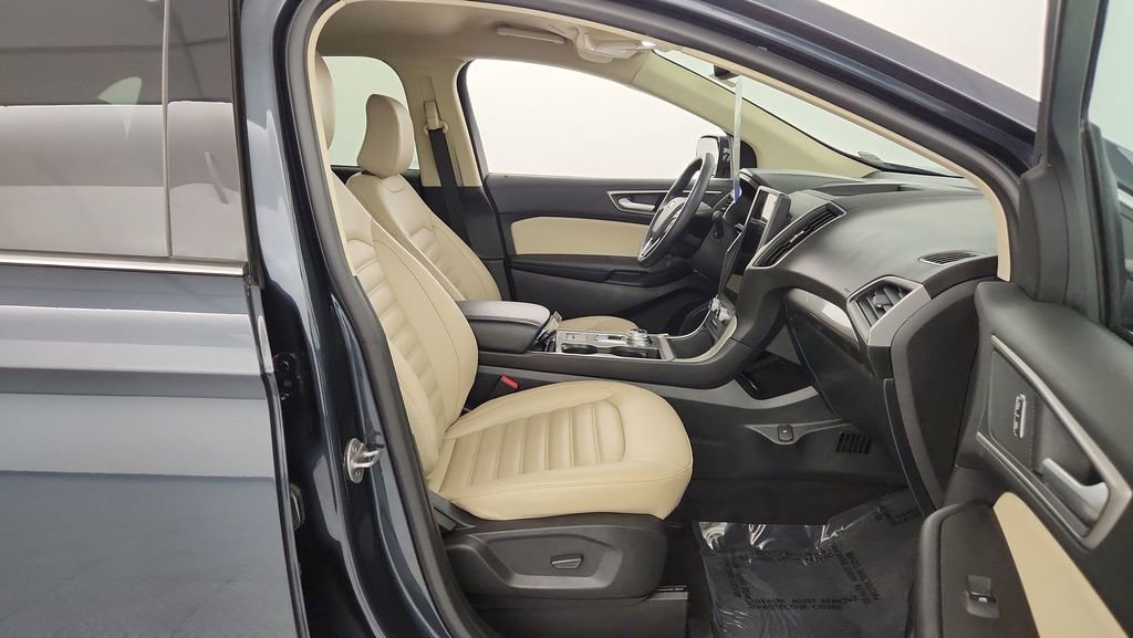 Certified 2024 Ford Edge SEL w/ Convenience Package image 29