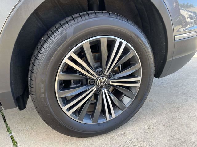Used 2024 Volkswagen Tiguan Wolfsburg Edition image 10
