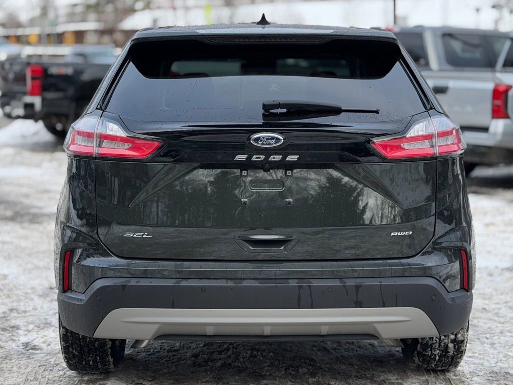 Certified 2022 Ford Edge SEL w/ Convenience Package image 3