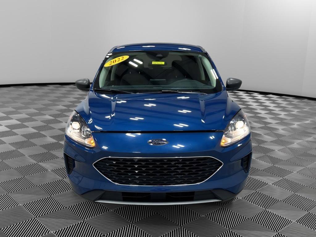 Certified 2022 Ford Escape SE w/ Cold Weather Package image 2