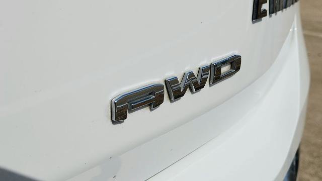 Used 2024 GMC Terrain Denali w/ Denali Premium Package image 38