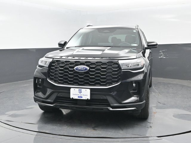 Certified 2025 Ford Explorer ST-Line w/ ST-Line Street Pack AWD/4WD image 23