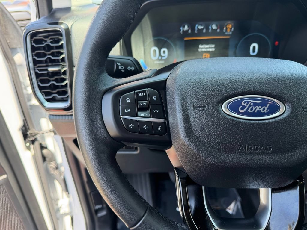 Certified 2025 Ford Ranger Lariat w/ Black Appearance Package AWD/4WD image 29
