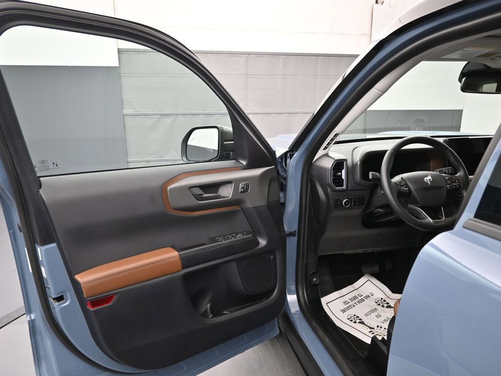 Certified 2025 Ford Bronco Sport Outer Banks w/ Outer Banks Tech Package+ image 36