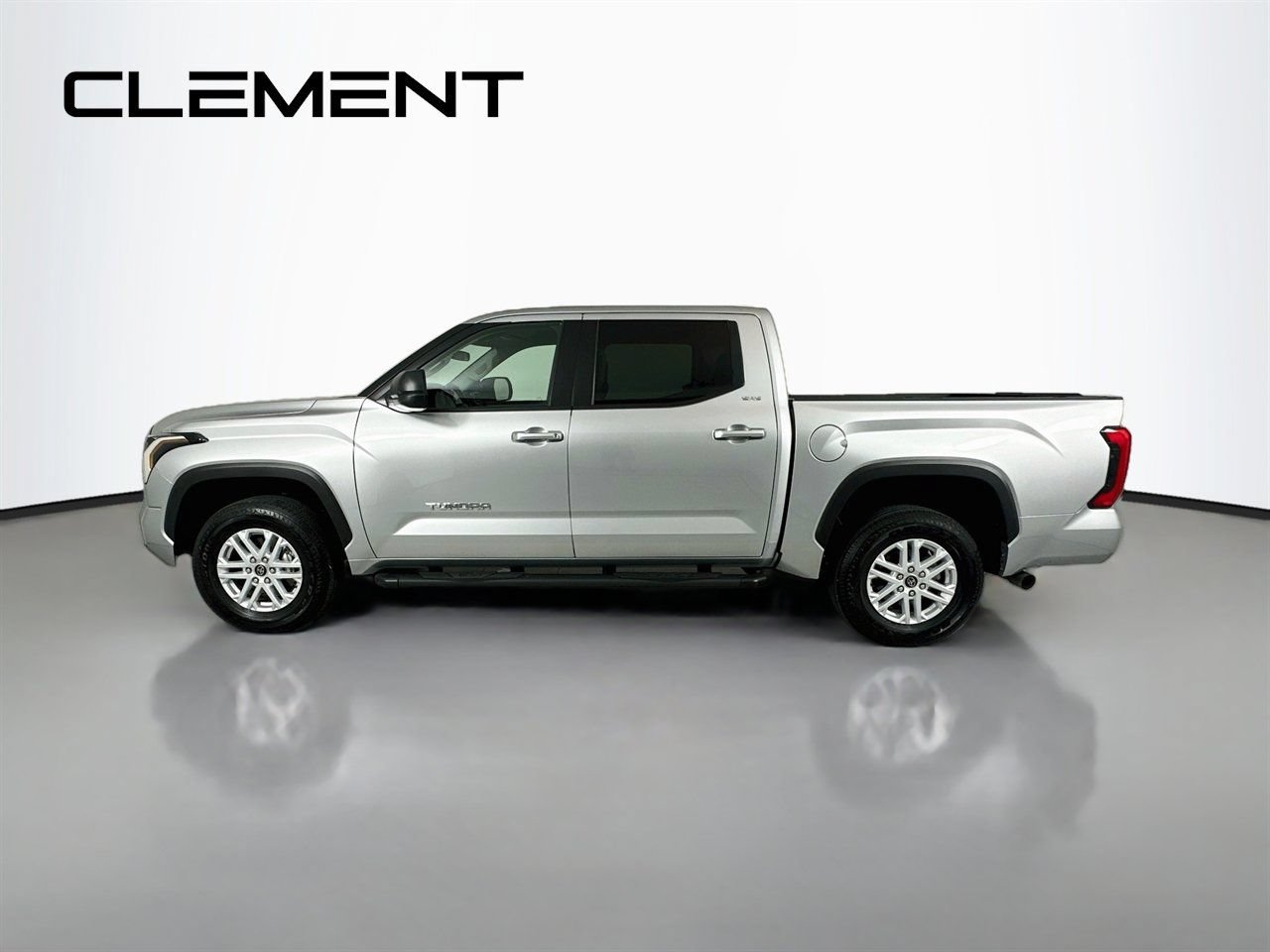 Used 2024 Toyota Tundra SR5 w/ SR5 Premium Package AWD/4WD image 6