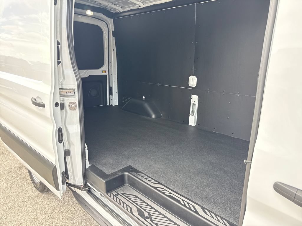 Certified 2026 Ford Transit 250 148 Medium Roof w/ Load Area Protection Package RWD image 24