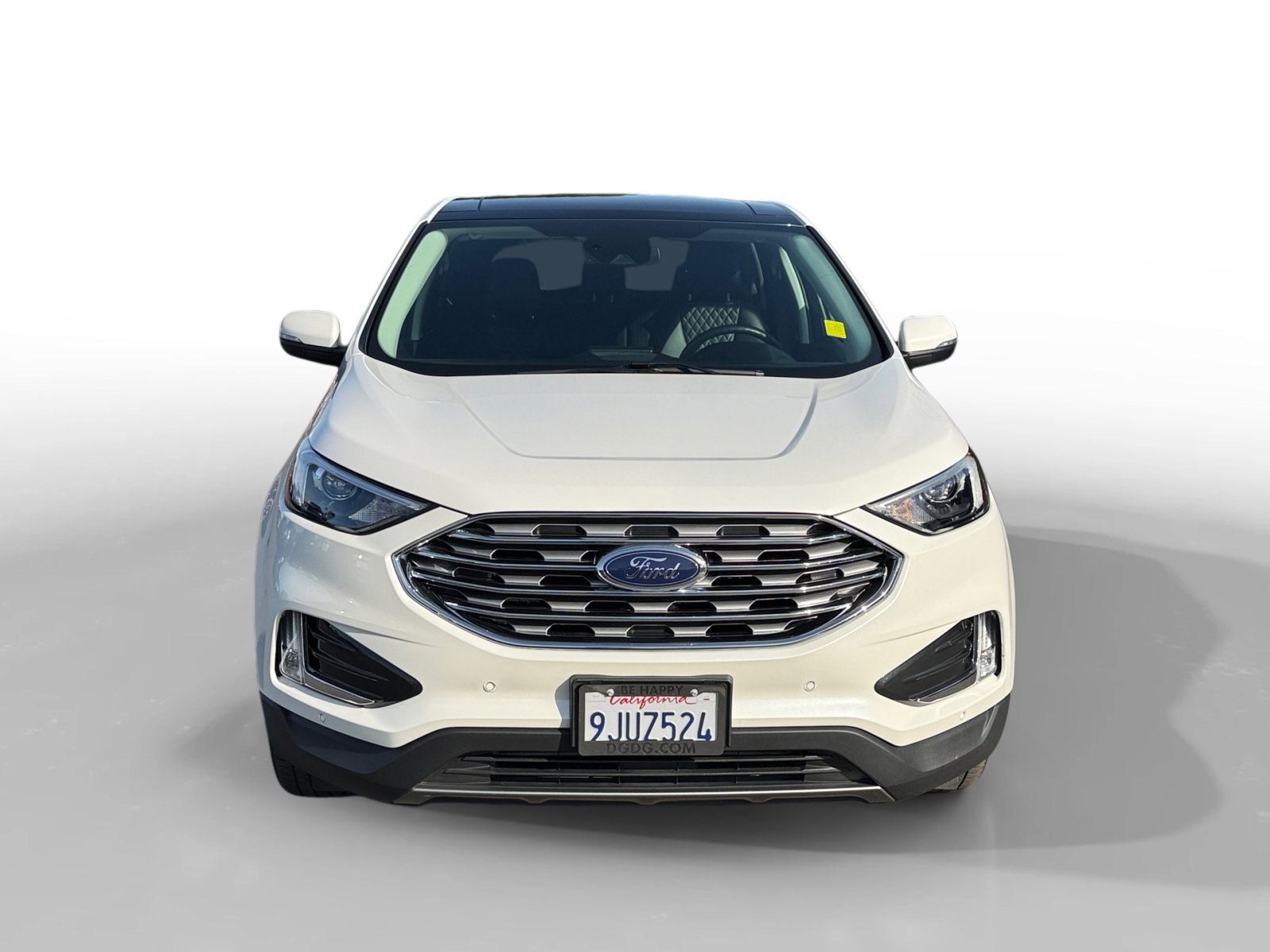 Certified 2023 Ford Edge Titanium w/ Class II Trailer Tow Package image 8