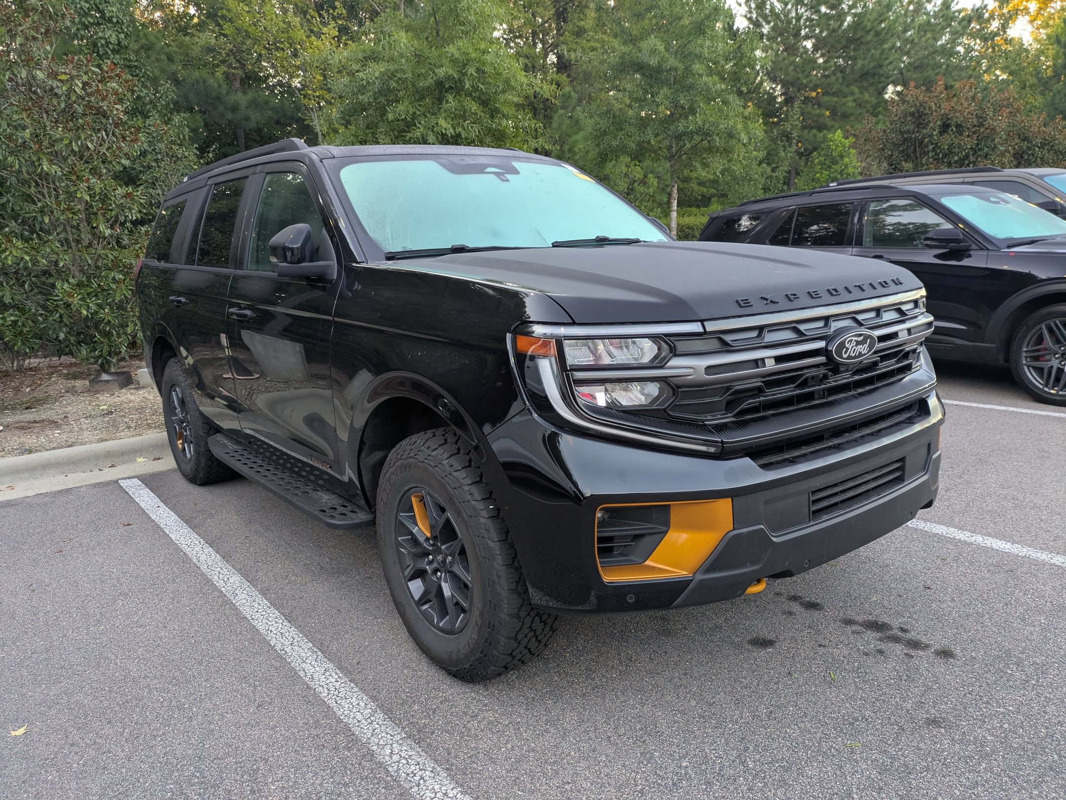Certified 2026 Ford Expedition Tremor AWD/4WD image 1