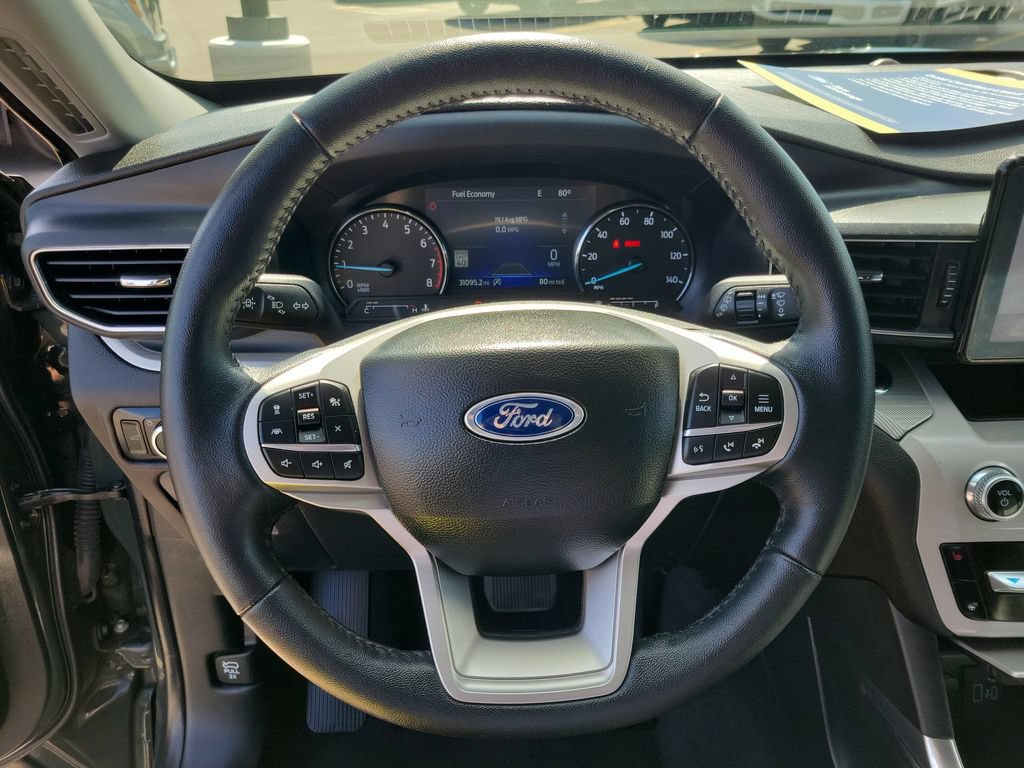Certified 2023 Ford Explorer XLT w/ Equipment Group 202A AWD/4WD image 25