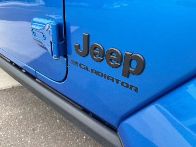 Used 2023 Jeep Gladiator Sport AWD/4WD image 14