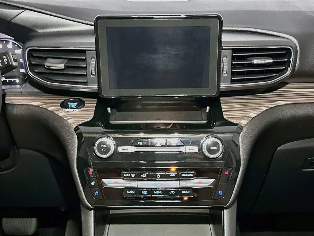 Certified 2023 Ford Explorer Limited AWD/4WD image 11
