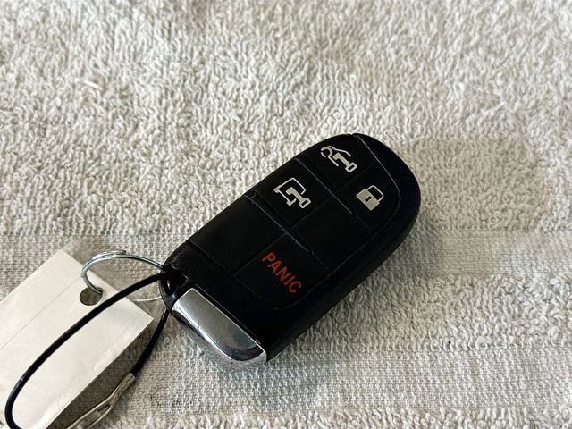 Used 2025 RAM ProMaster 2500 w/ Convenience Group image 24