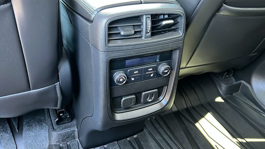 Used 2019 Buick Envision Essence AWD/4WD image 10