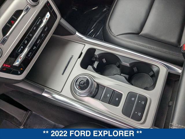 Certified 2022 Ford Explorer XLT w/ Equipment Group 202A image 18