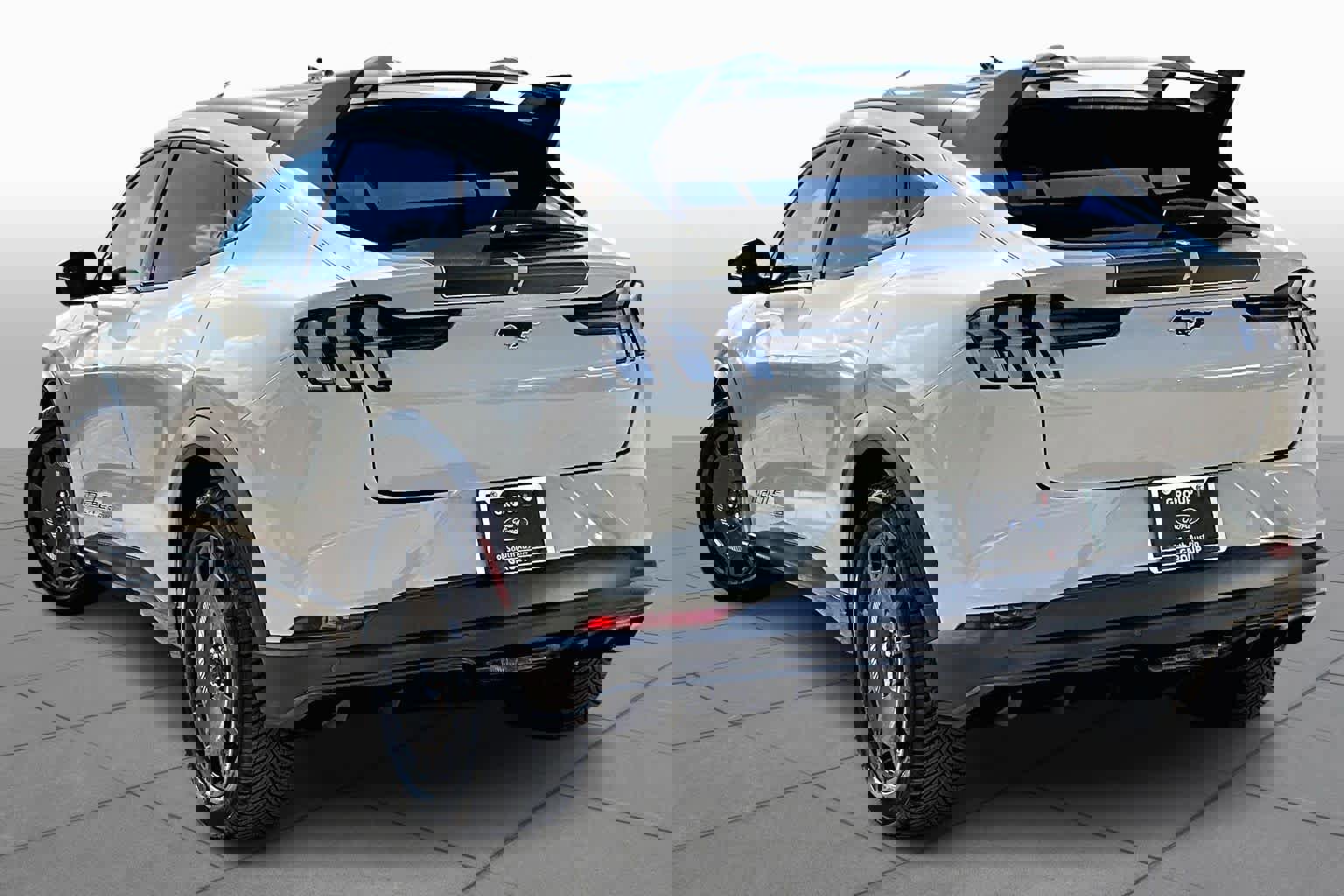 Certified 2025 Ford Mustang Mach-E GT image 4