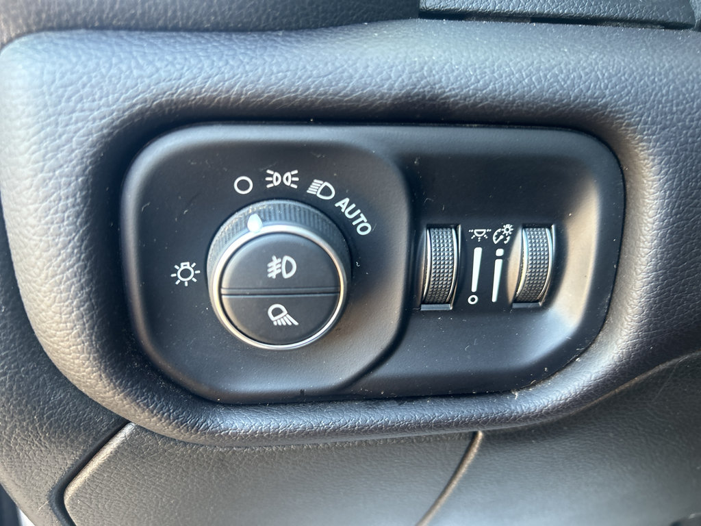 Used 2024 RAM 2500 Laramie w/ Night Edition AWD/4WD image 23