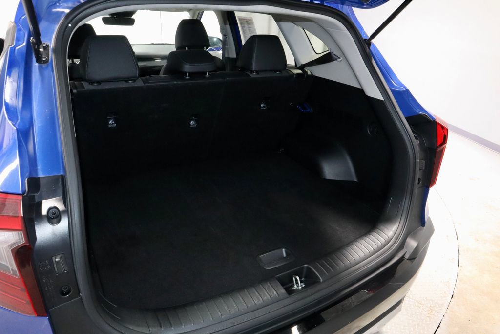 Used 2025 Kia Seltos S image 13