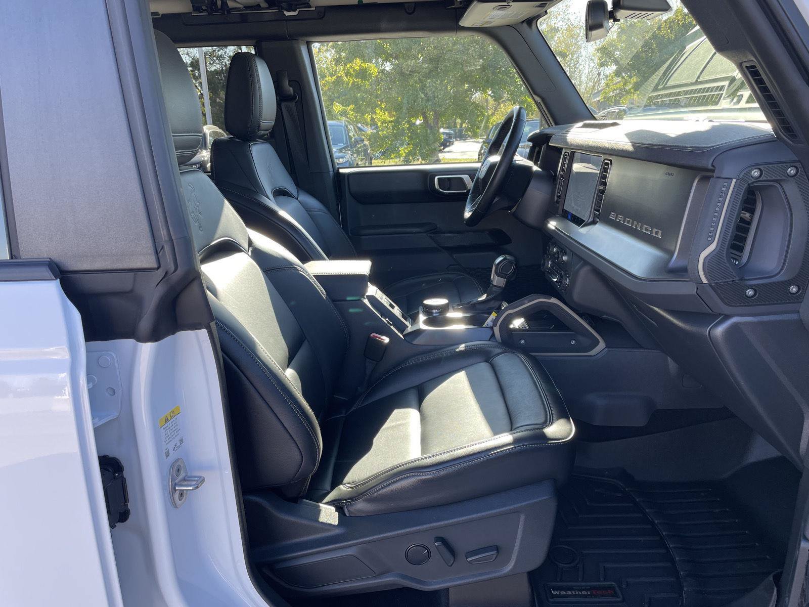 Certified 2025 Ford Bronco Badlands AWD/4WD image 19