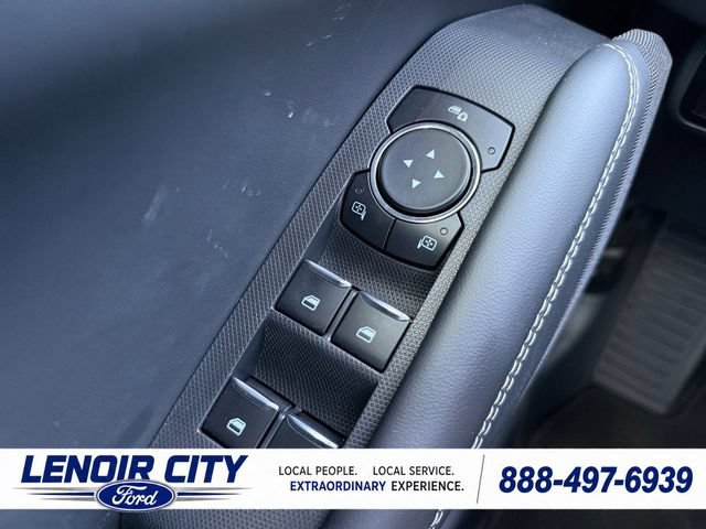 Certified 2025 Ford Mustang Mach-E Select RWD image 18