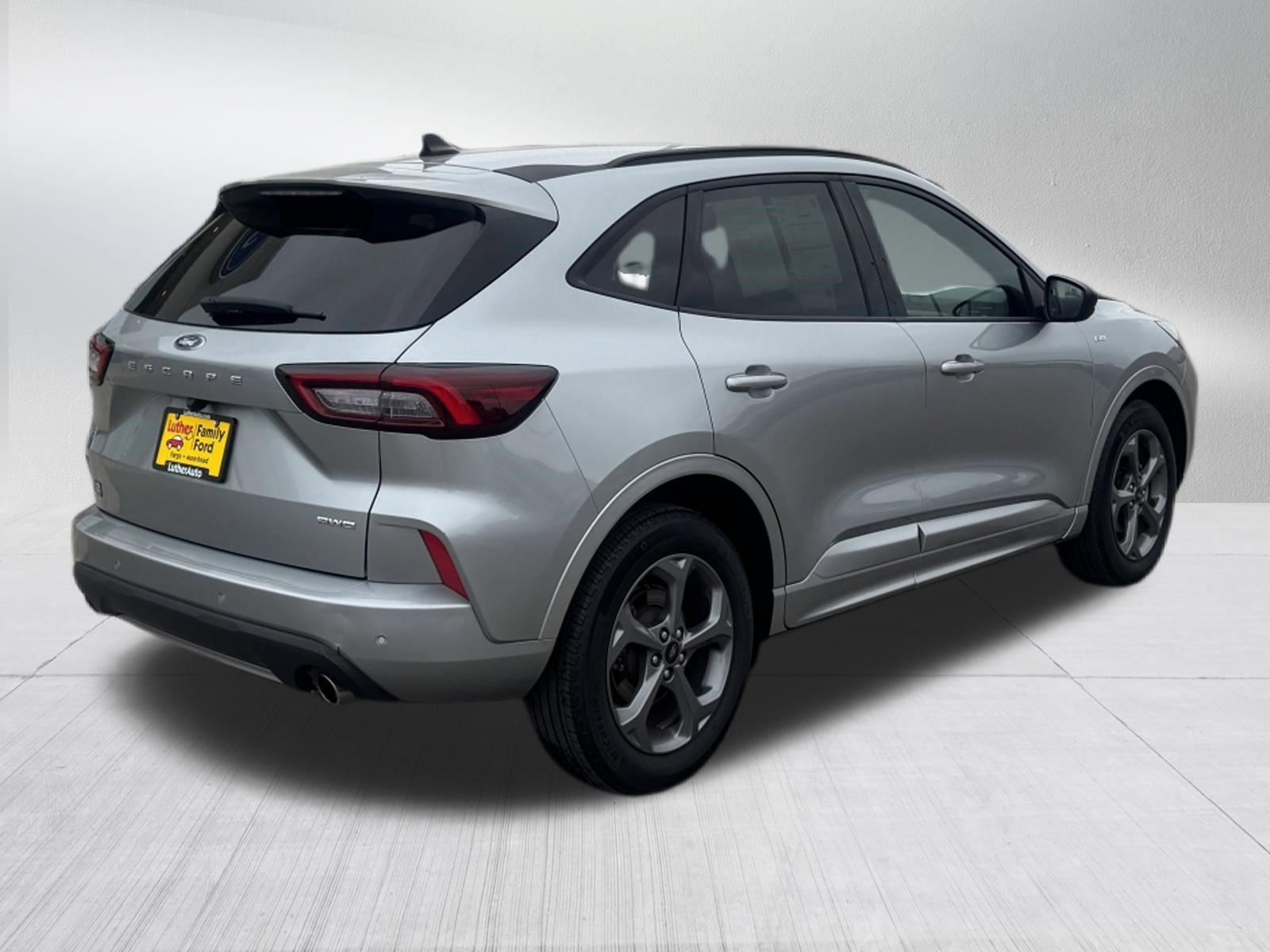 Certified 2023 Ford Escape ST-Line w/ Tech Pack #1 AWD/4WD image 6