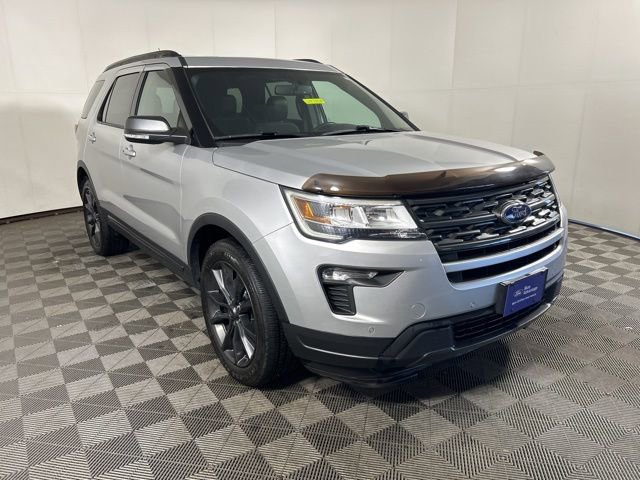 Certified 2018 Ford Explorer XLT w/ Equipment Group 202A AWD/4WD image 1
