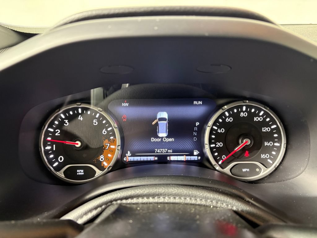 Used 2018 Jeep Renegade Trailhawk AWD/4WD image 17