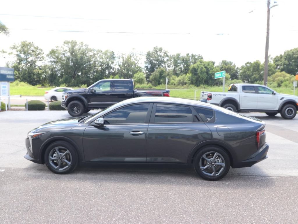 Used 2025 Kia K4 FWD image 5