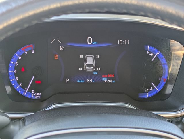 Used 2022 Toyota Corolla Cross XLE w/ Convenience Package FWD image 27