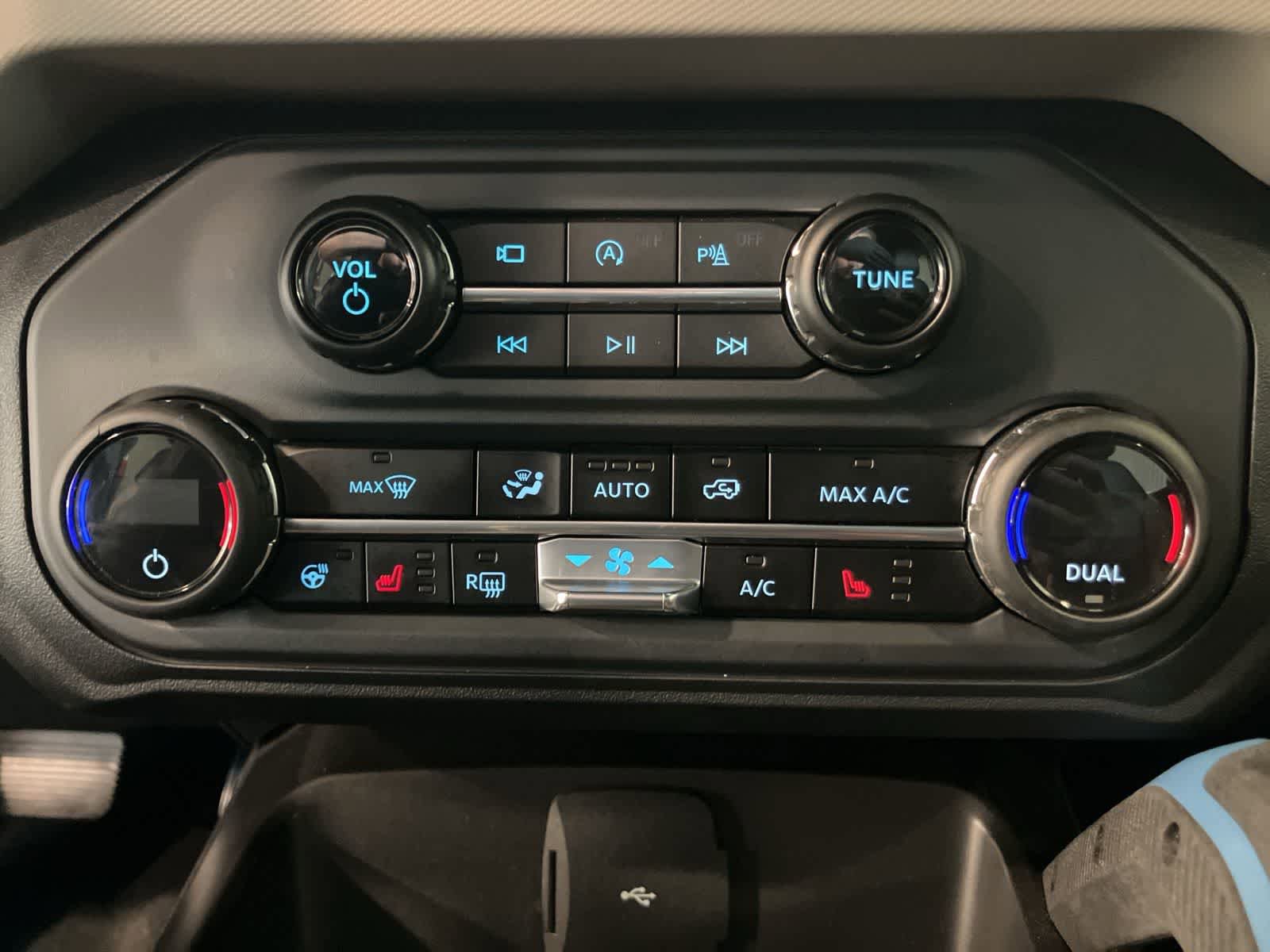 Certified 2023 Ford Bronco Wildtrak AWD/4WD image 20