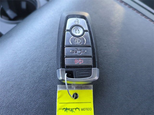 Certified 2022 Ford F450 Platinum w/ FX4 Off-Road Package image 29