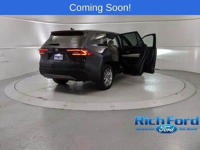 Used 2024 Toyota Grand Highlander Platinum image 28