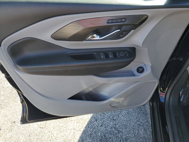 Used 2023 GMC Terrain SLT image 19