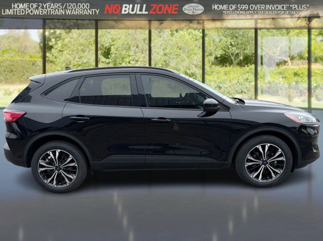 Certified 2022 Ford Escape SEL w/ SEL Stealth AWD Package image 6
