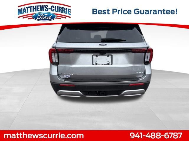 Certified 2025 Ford Explorer Platinum image 3
