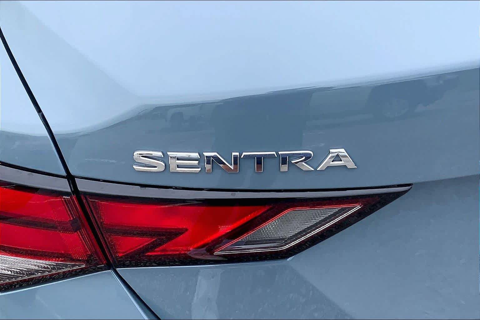Used 2025 Nissan Sentra SV w/ All-Weather Package FWD image 30