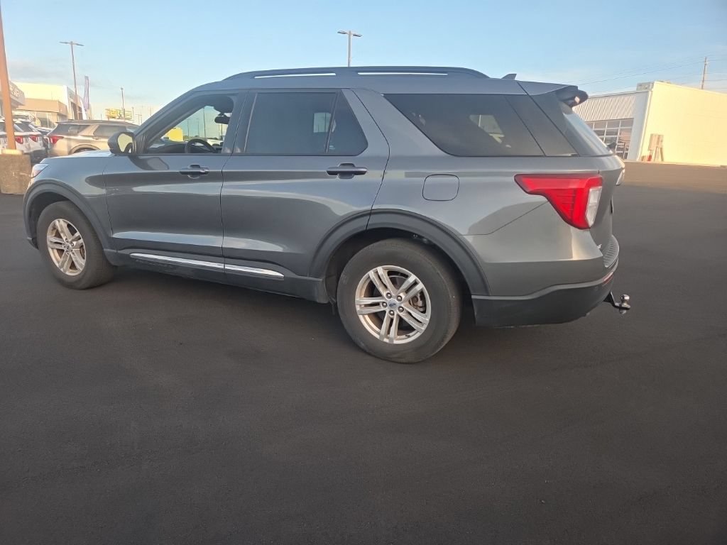 Certified 2023 Ford Explorer XLT RWD image 8