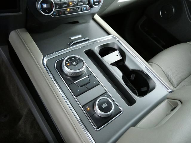 Certified 2018 Ford Expedition XLT w/ Equipment Group 202A image 20