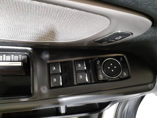 Certified 2025 Ford Expedition Active AWD/4WD image 14
