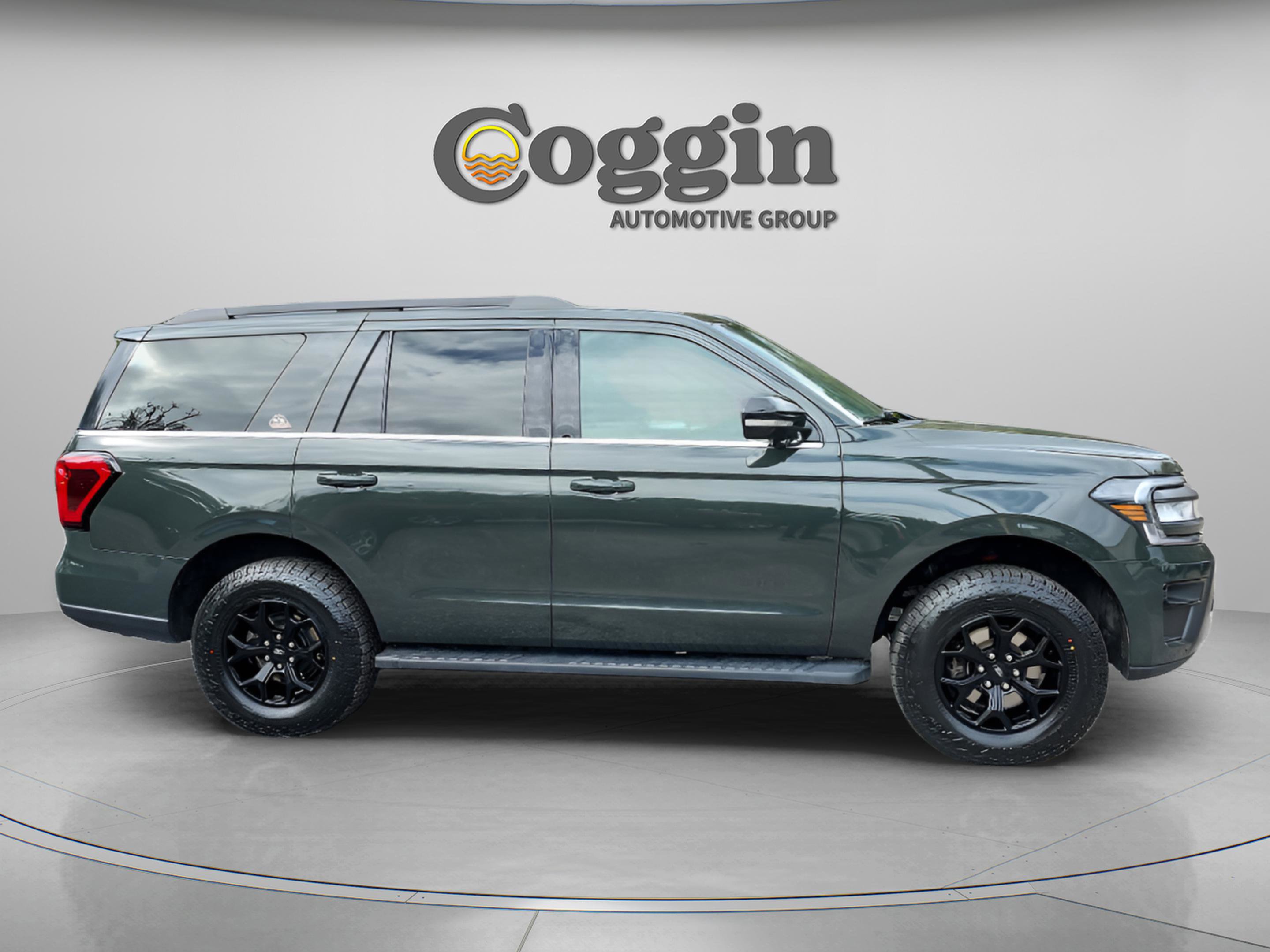 Certified 2023 Ford Expedition Timberline image 5