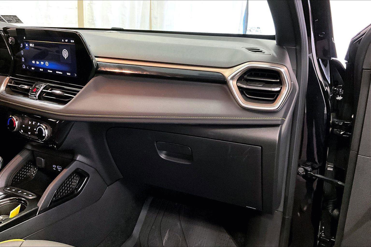 Used 2025 Chevrolet TrailBlazer ACTIV w/ Driver Confidence Package image 15