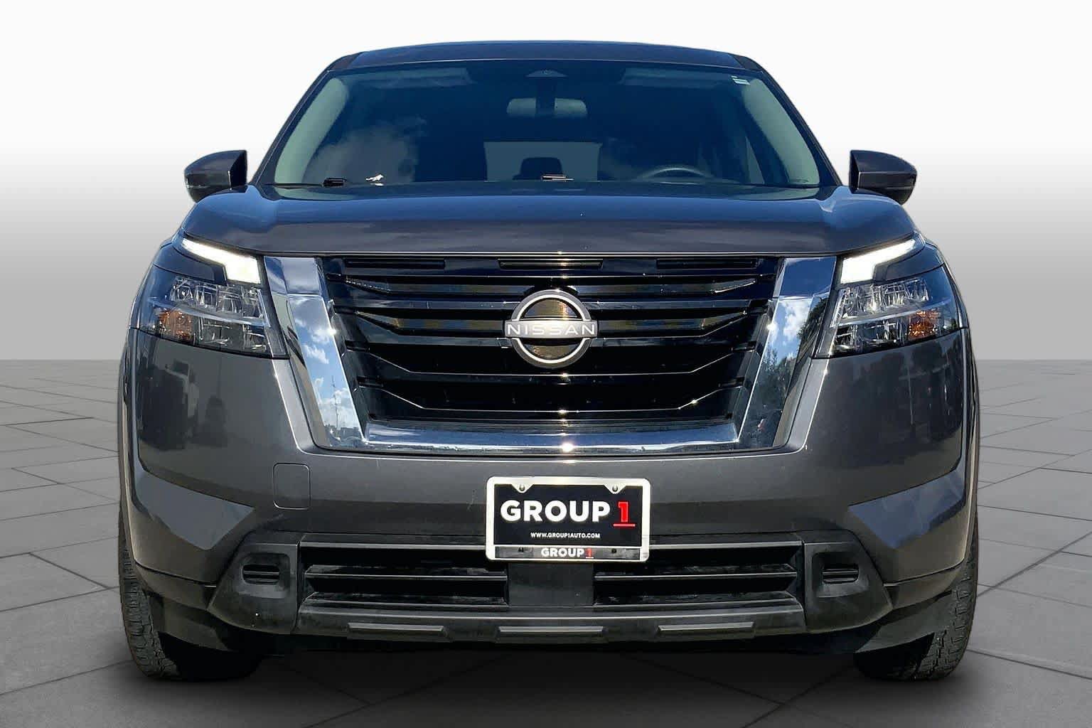 Used 2022 Nissan Pathfinder S FWD image 4