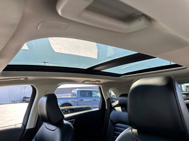 Certified 2022 Ford Edge SEL w/ Convenience Package AWD/4WD image 25