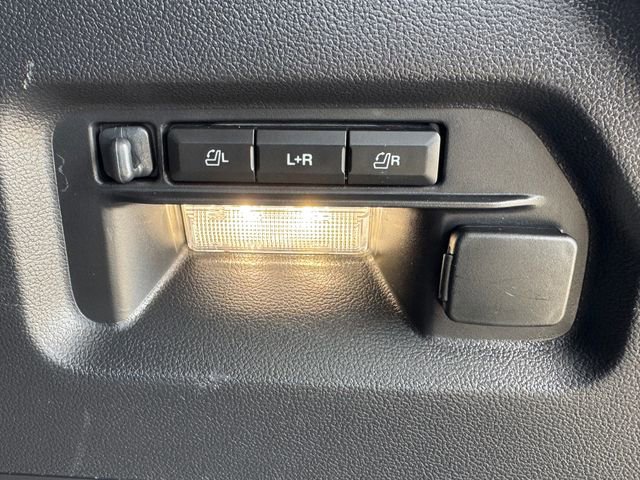 Certified 2025 Ford Explorer Platinum image 20