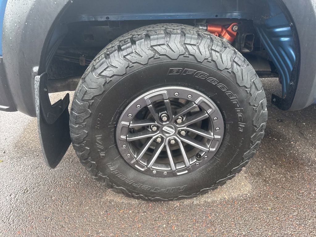 Certified 2019 Ford F150 Raptor w/ Equipment Group 802A Luxury AWD/4WD image 47