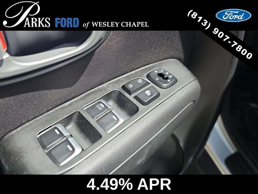 Used 2019 Kia Soul FWD image 17