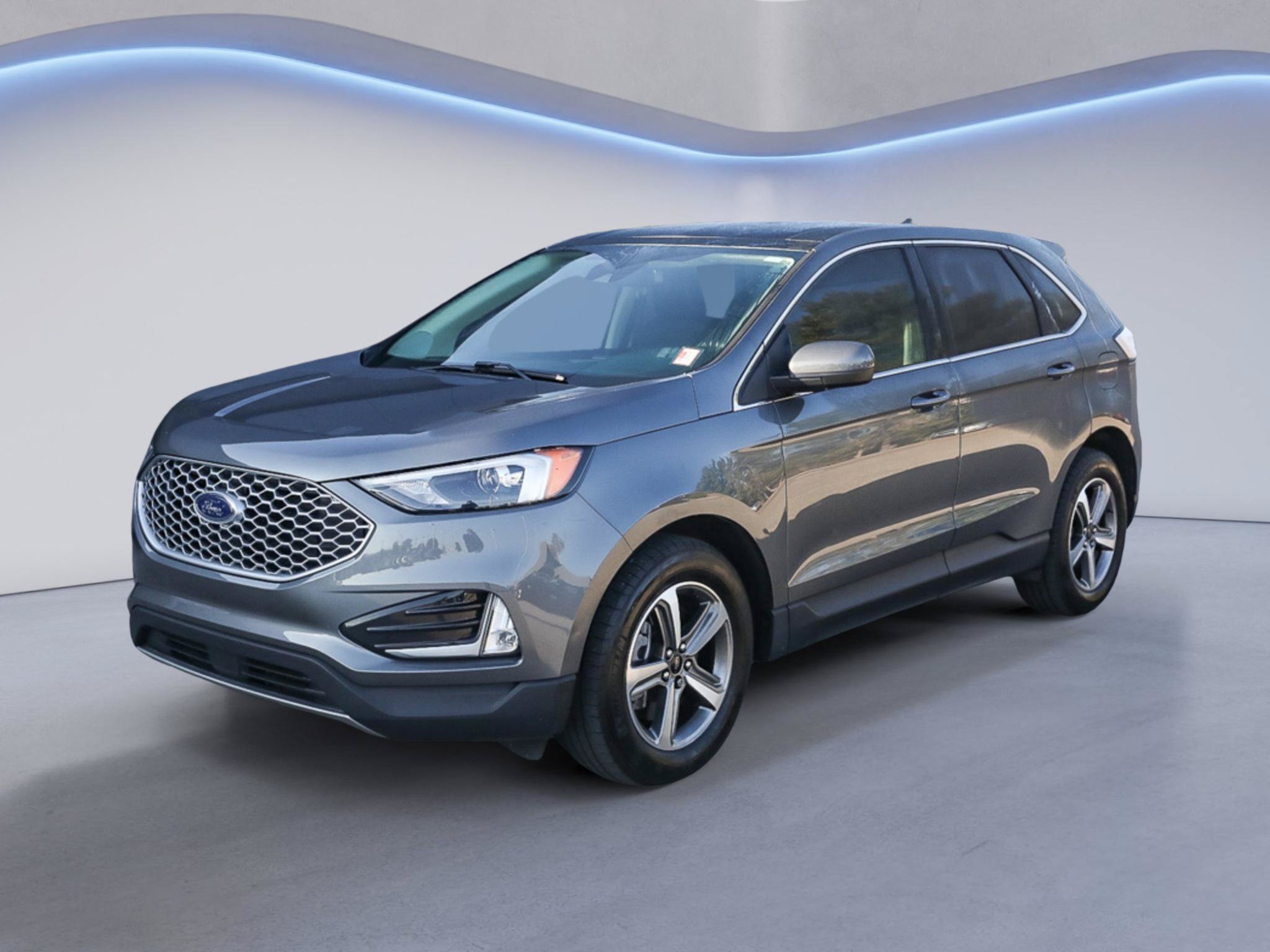 Certified 2024 Ford Edge SEL w/ Convenience Package AWD/4WD image 2